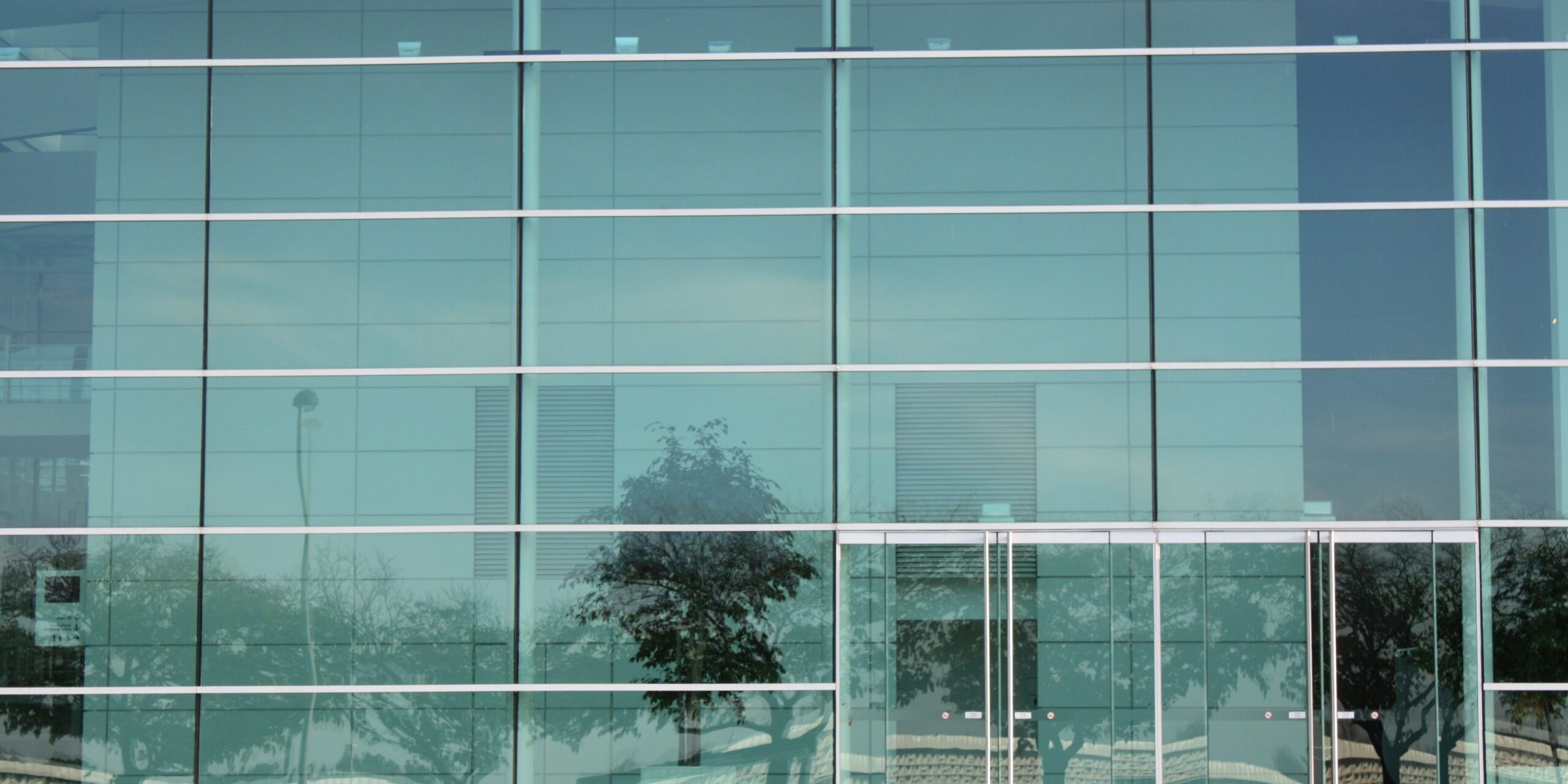 玻璃隔热涂层应用展示