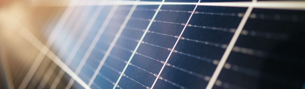 光伏自清洁涂层系列，应用于光伏组件表面，防尘自清洁、提升透光率并降低运维频率