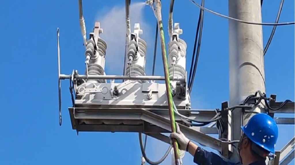 铱耐特耐高温绝缘断热涂层,应用于高压电线设备,高效隔热与绝缘